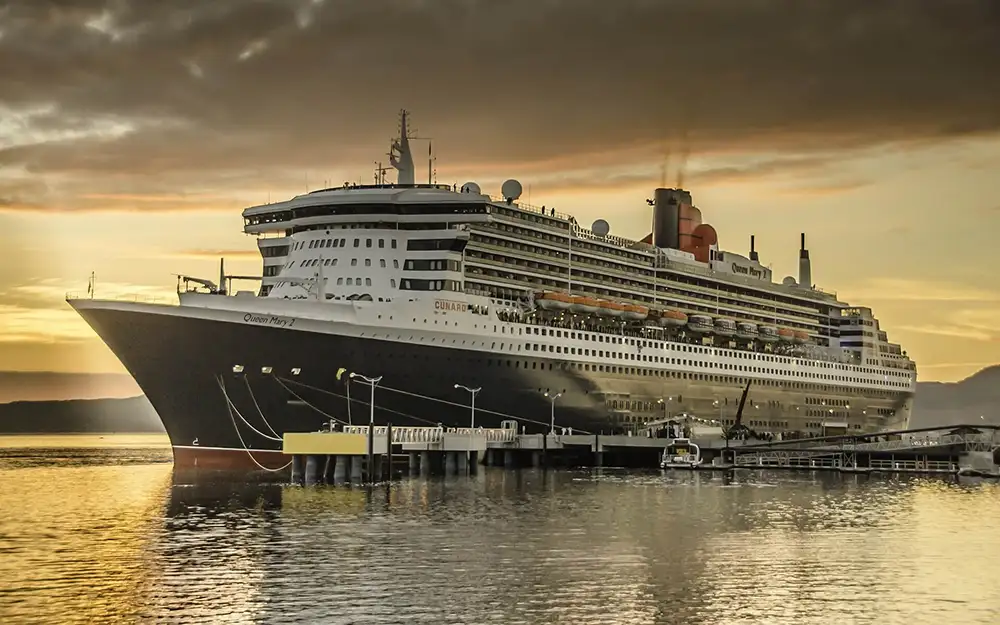 Queen Mary 2 - Kreuzfahrtschiff